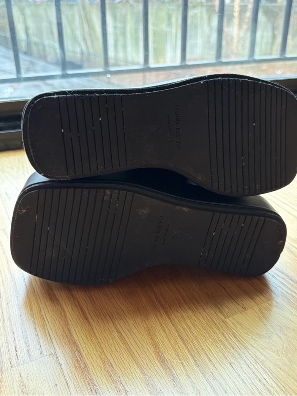 Paloma Barceló Black Leather Platform Slide sandals - Picture 5 of 7